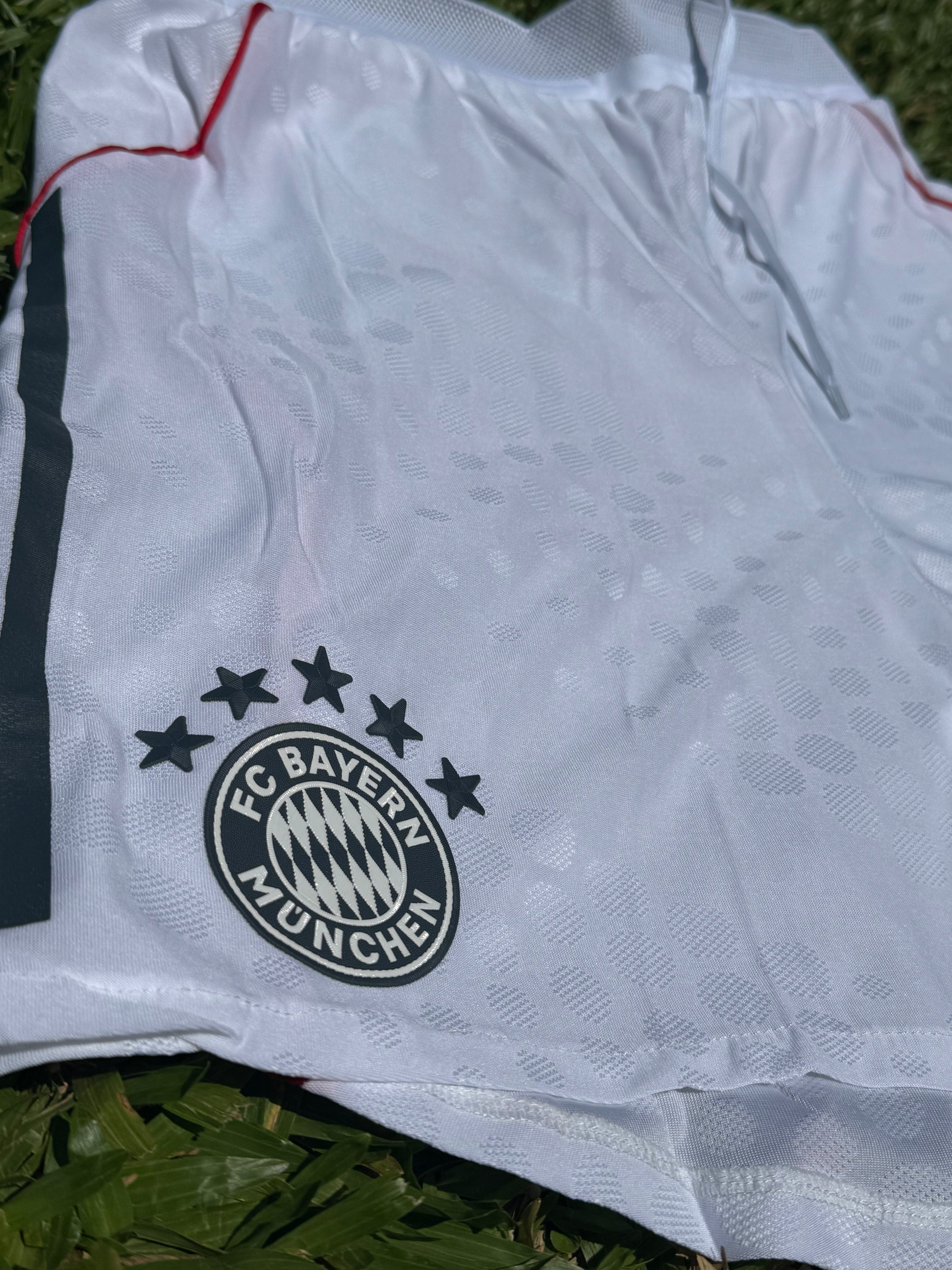 Short Bayern Munich Away kit 25/26 - Version Jugador